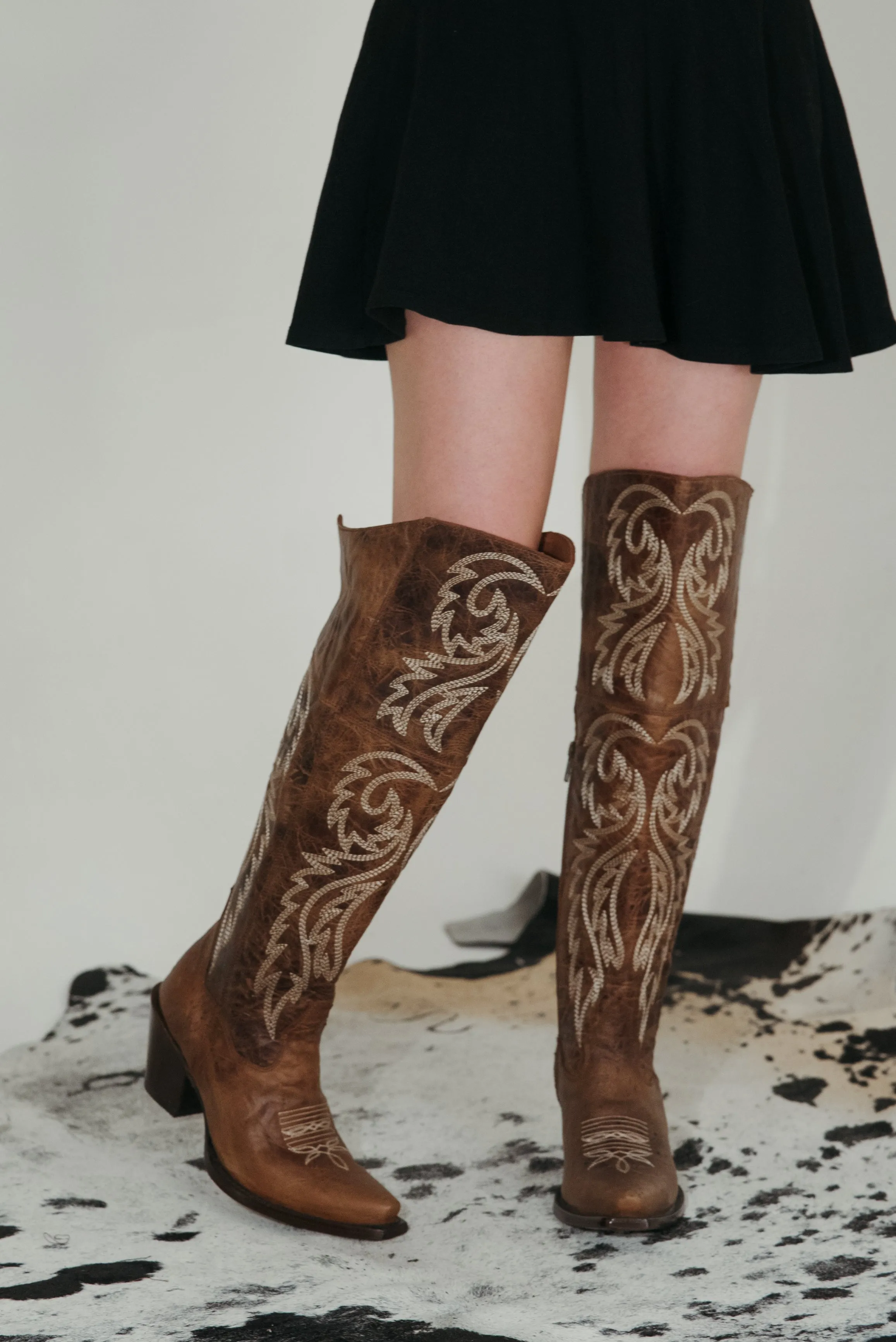 Blanca J Knee High Snip Toe Boots