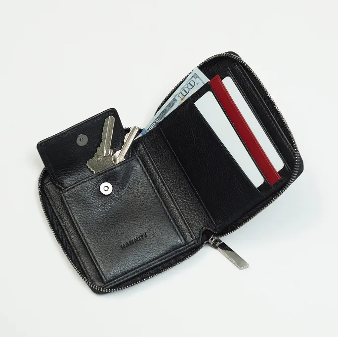 Hammitt 5 North Wallet in Black/Gunmetal