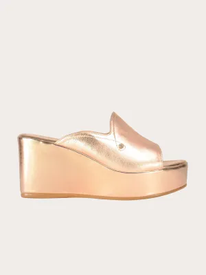 Josef Seibel Shiny Leather Wedges