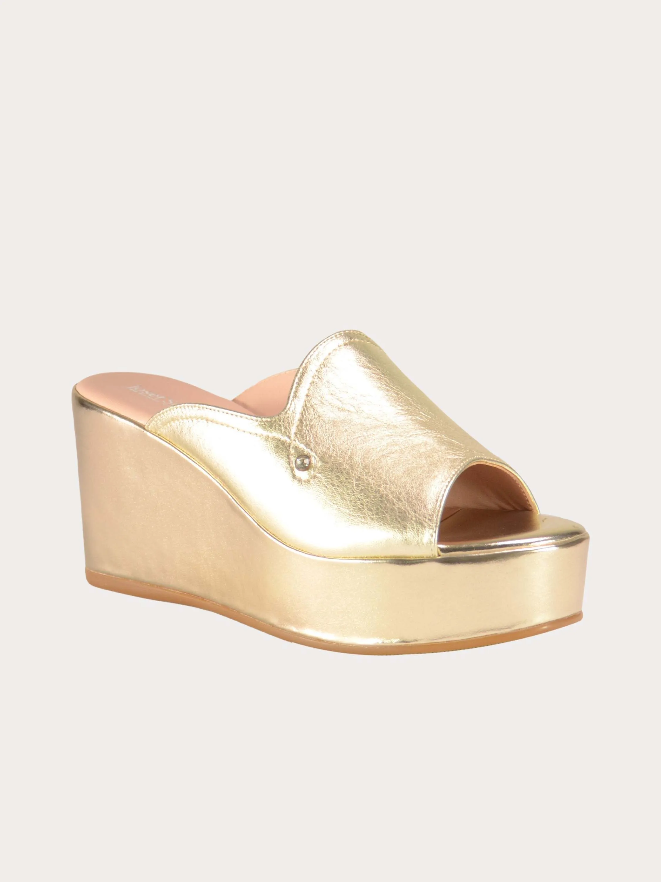 Josef Seibel Shiny Leather Wedges