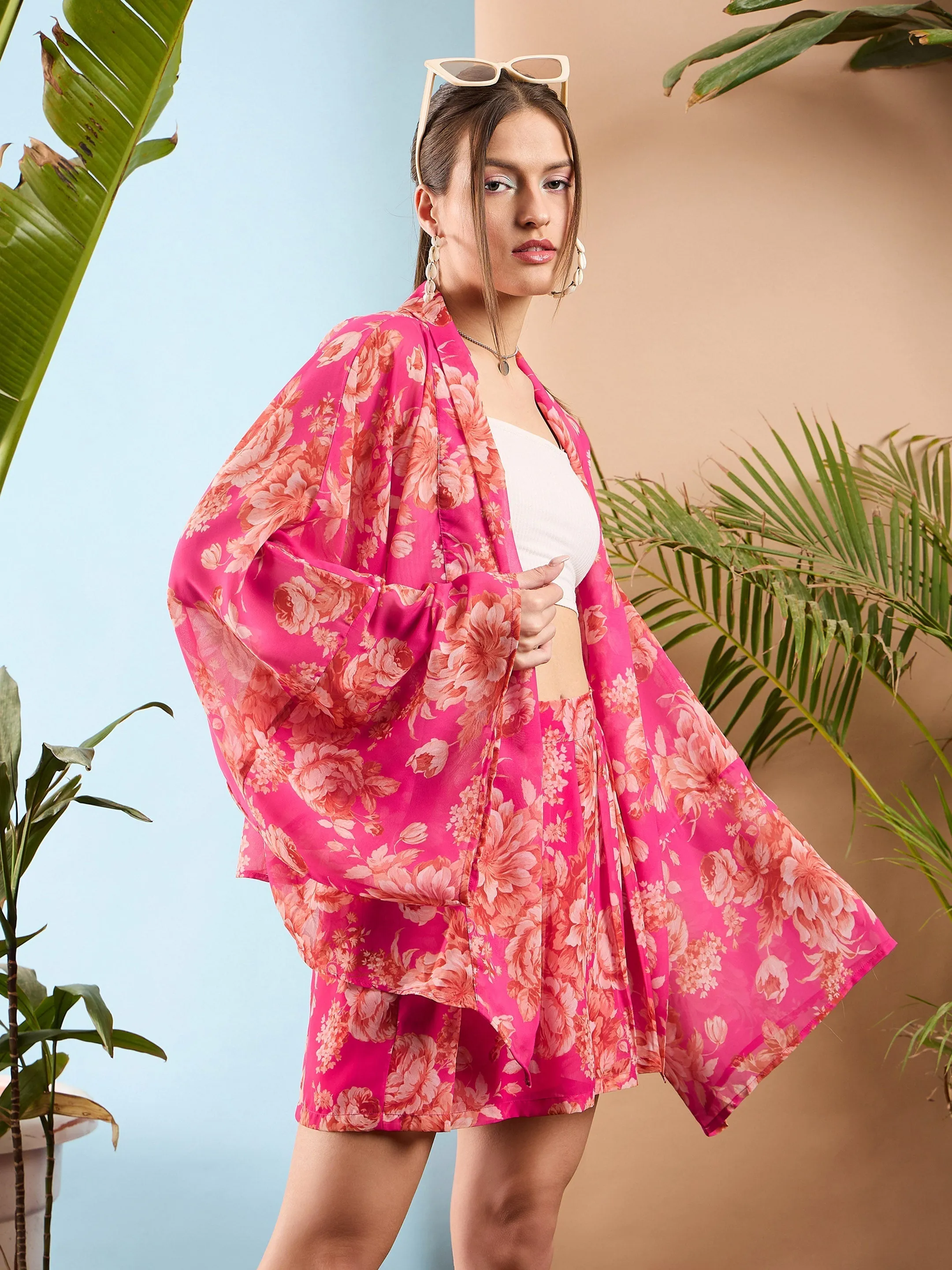 Women Pink Floral Kimono Shrug With Shorts